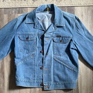 Vintage Wrangler Blue Denim Jacket with Brown Accents